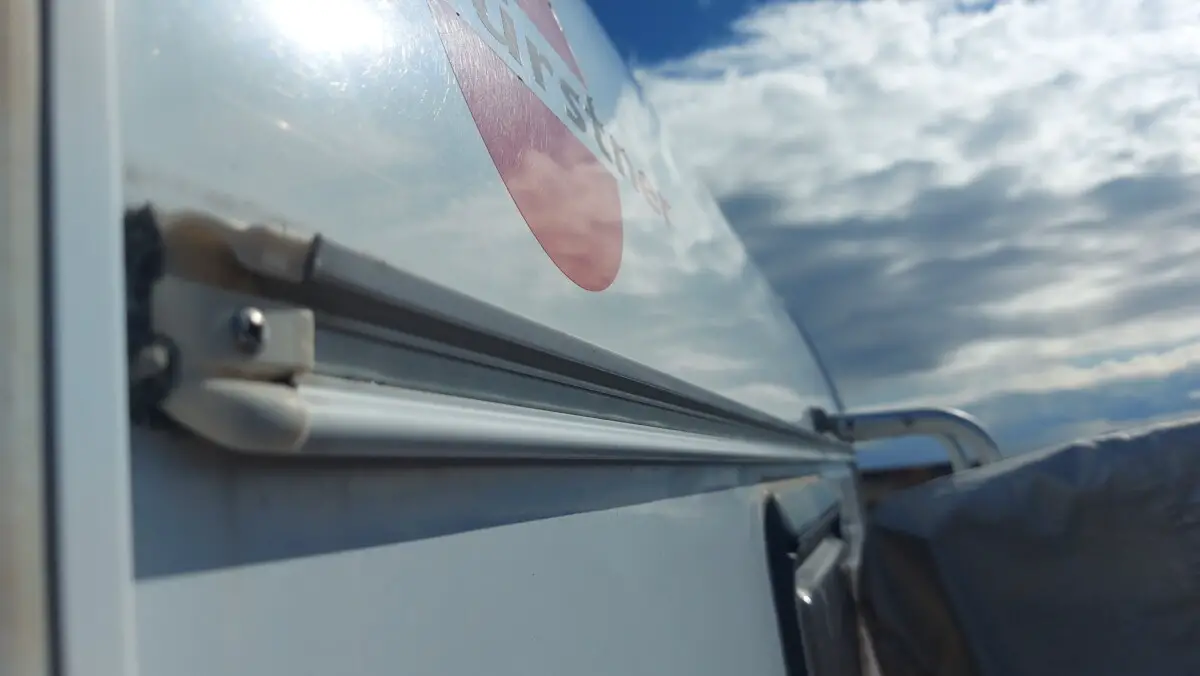 The 6 Different Types of RV Roofs & How To Tell Them Apart Motorhome King